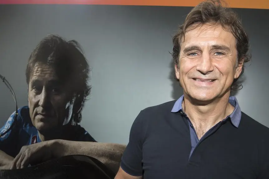 Il campione paralimpico, Alex Zanardi, durante la cerimonia di presentazione di OSO - \\'Oltre le barriere la forza dello sport\\'. , ANSA