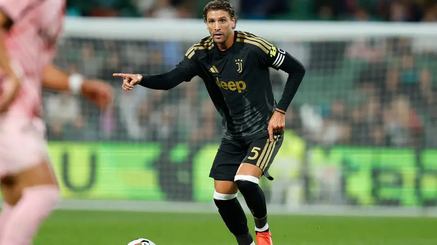 Manuel Locatelli e la salute mentale dei calciatori: «Ho chiesto aiuto in un momento difficile»
