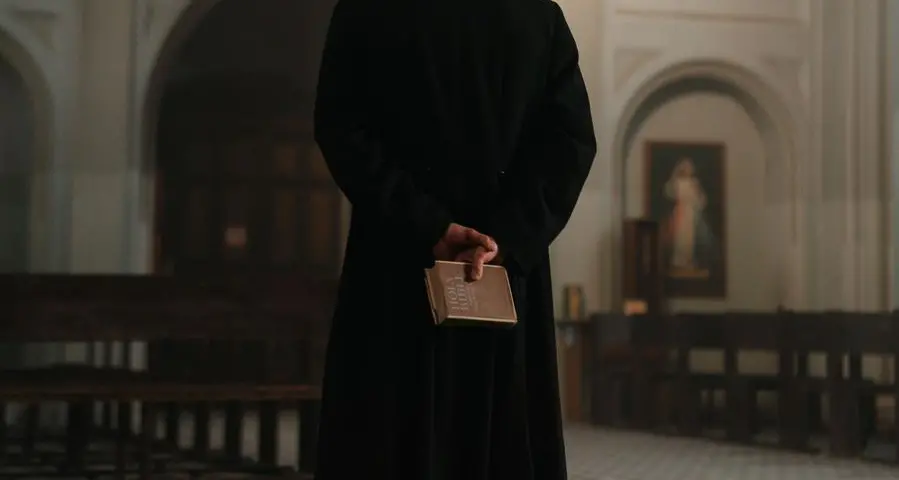 Una parrocchia svuotata: può un sacerdote diventare un ostacolo alla fede?