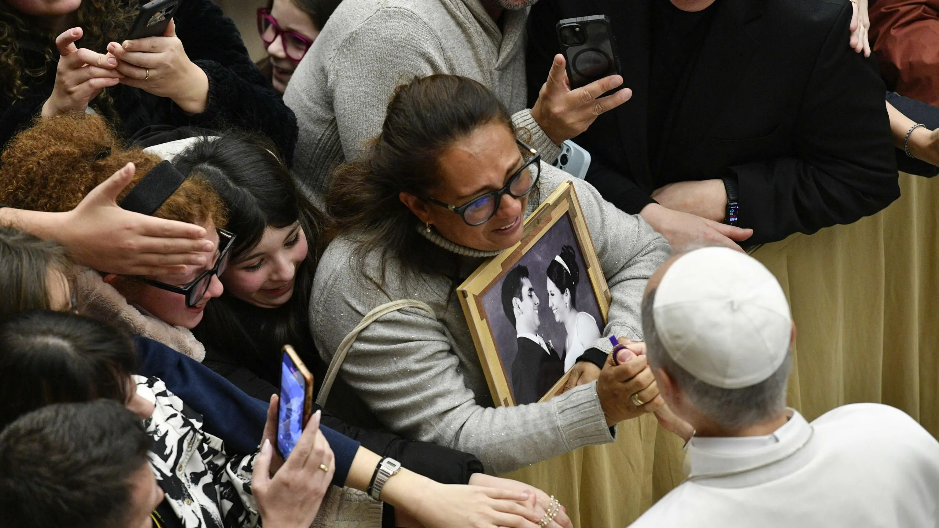 Diretta streaming, la Messa del Papa in visita alla parrocchia Regina Pacis di Ostia