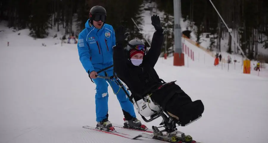 Soggiorno sulla neve inclusivo per famiglie con i figli gravemente disabili grazie al progetto Hol4All di Fondazione Allianz Umana Mente
