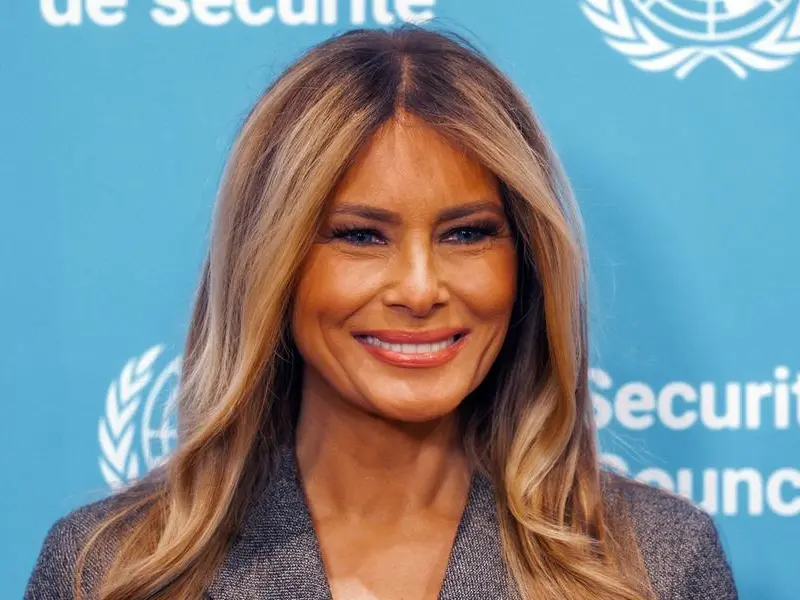 Melania all’ONU mentre Trump bombarda: la strana coincidenza tra diplomazia e guerra