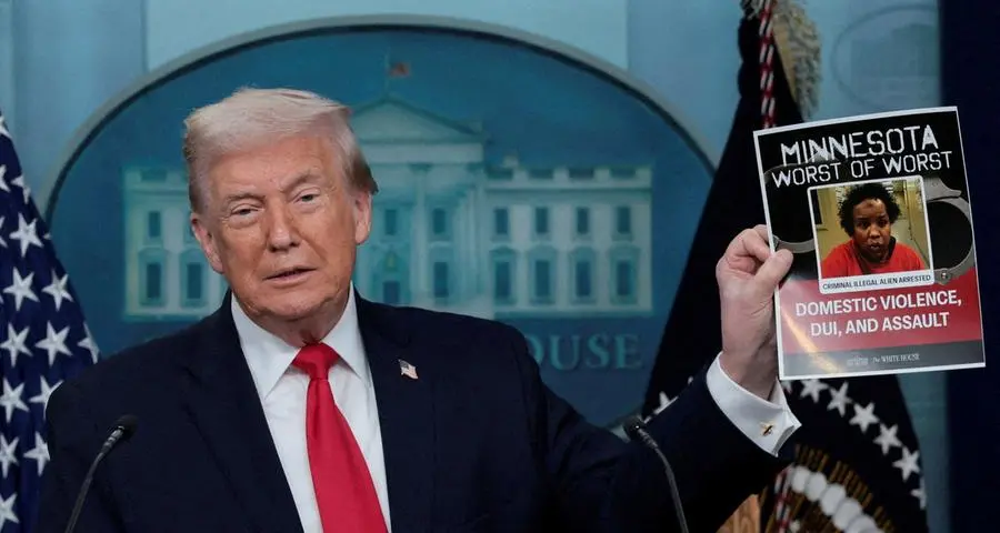 Trump “apostolo” del nazionalismo cristiano, Dio arruolato per un’America sempre più autoritaria e senza compassione