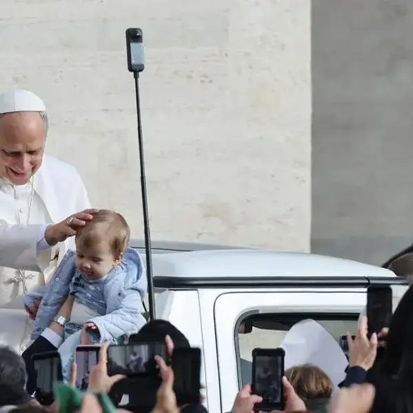 Diretta streaming, gli auguri del Papa alla Curia Romana