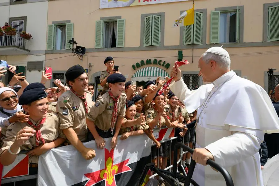 Papa Leone XIV incontra i fedeli in piazza della Libert\\u00E0 di Castel Gandolfo, subito dopo l\\'Angelus, ANSA/US VATICA MEDIA , ANSA