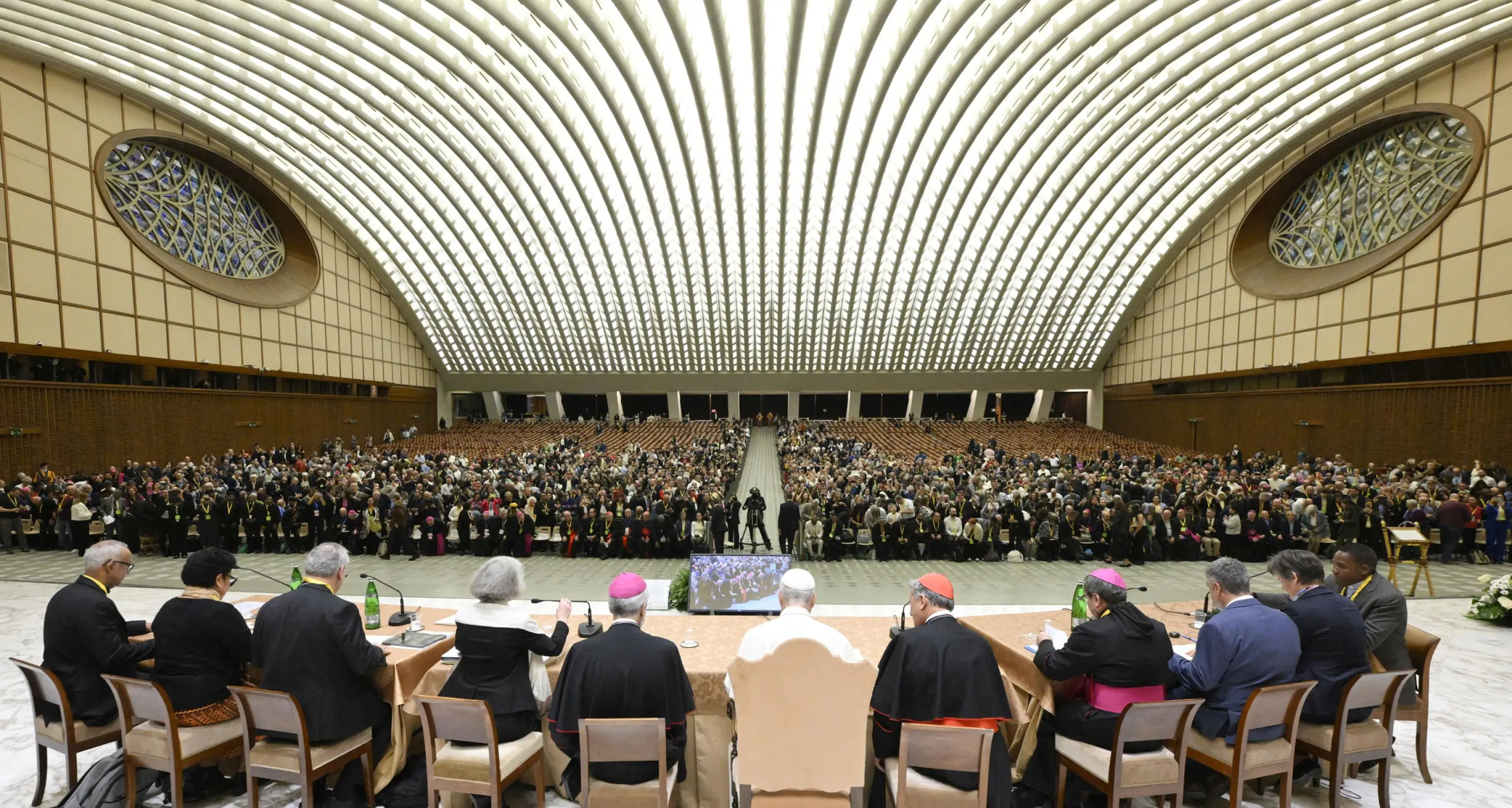 ore 16 - Diretta streaming, il Papa incontra i vescovi di tutto il mondo per i 10 anni di Amoris laetitia