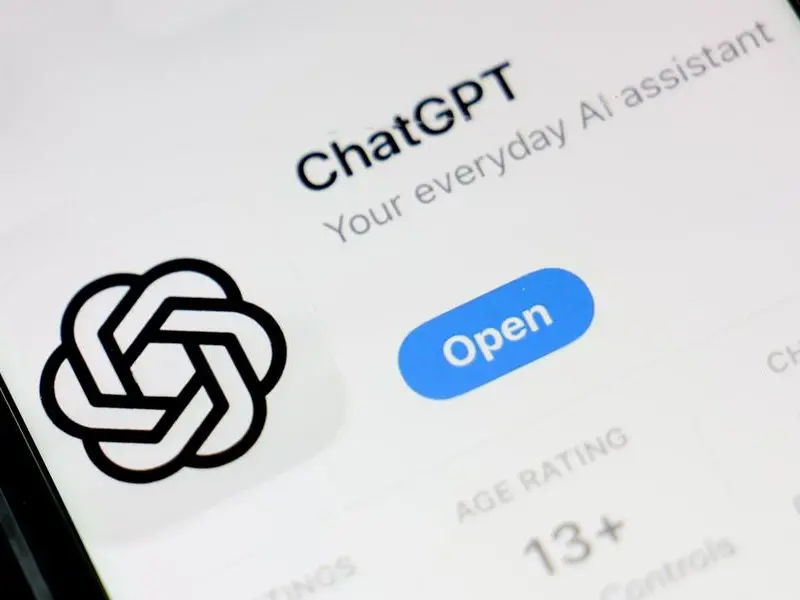 L’intelligenza artificiale ha fatto qualcosa che nessuno le aveva chiesto: perché l’attacco hacker di OpenAI preoccupa il mondo