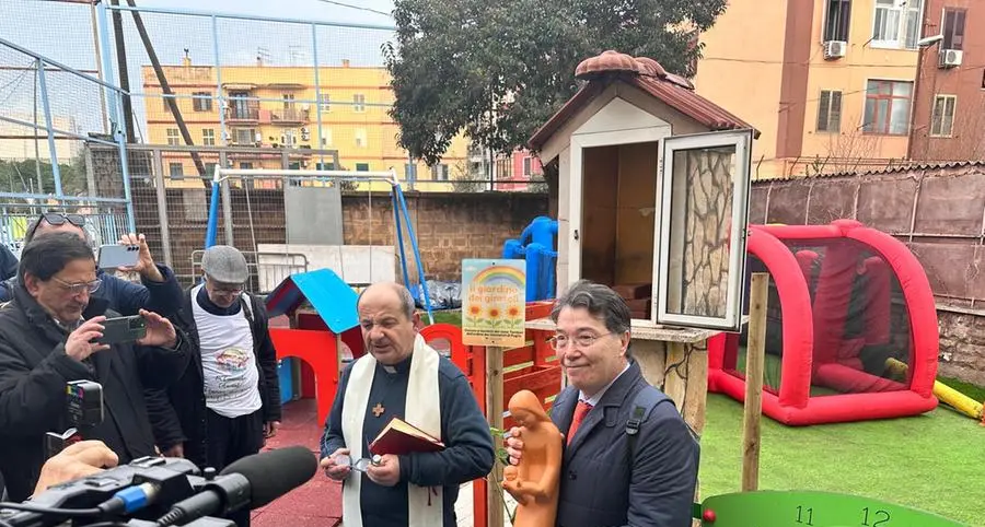 Taranto e l’ex Ilva, i giornalisti donano spazi per i bambini del rione Tamburi per chiedere “scusa”