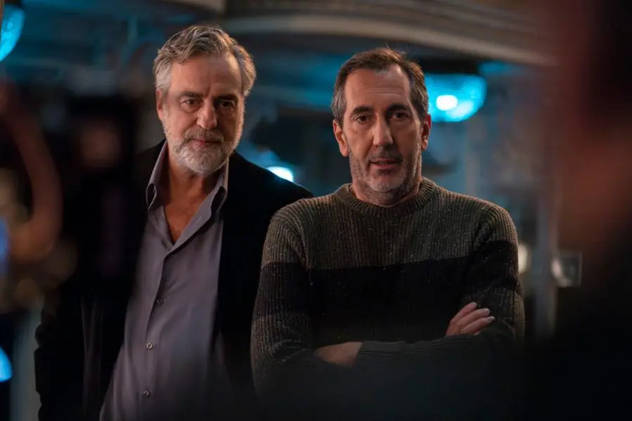 Paolo Calabresi con Max Tortora in \"L\\'amore sta bene su tutto\" il film di Giampaolo Morelli al cinema dal 6 maggio , Chiara Calabr\\u00F2