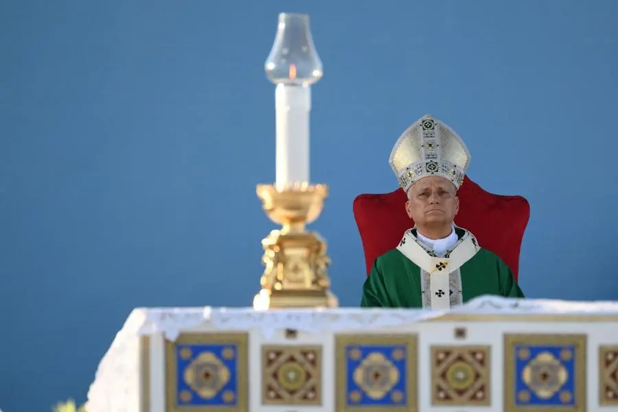 Papa Leone XIV celebra la Messa al porto di Rimini. , ANSA