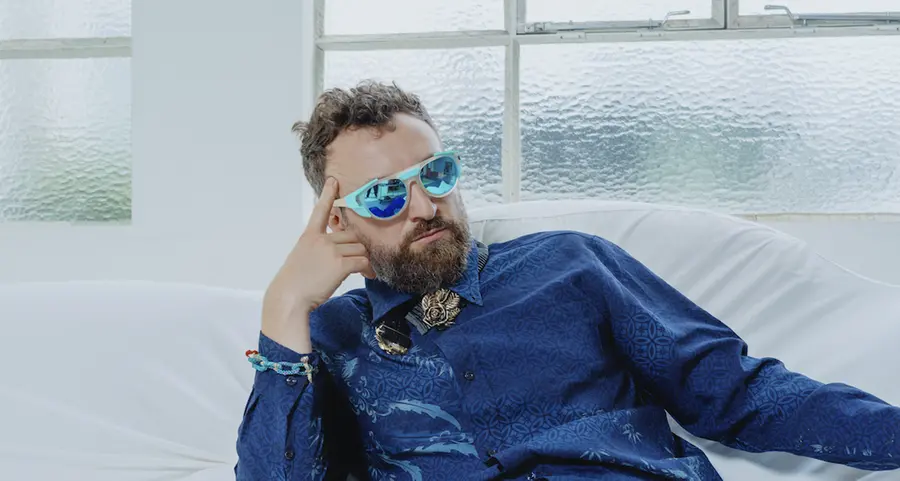 Dargen D’Amico a Sanremo: «Per non farsi travolgere dell’Intelligenza Artificiale torniamo al Vangelo»