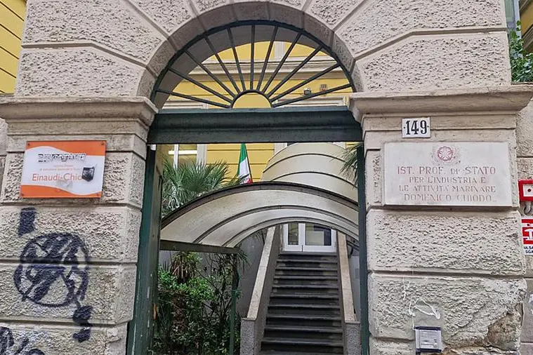 L\\'istituto professionale Domenico Chiodo a La Spezia, dove lo studente Abanoub Youssef \\u00E8 stato accoltellato. , ANSA