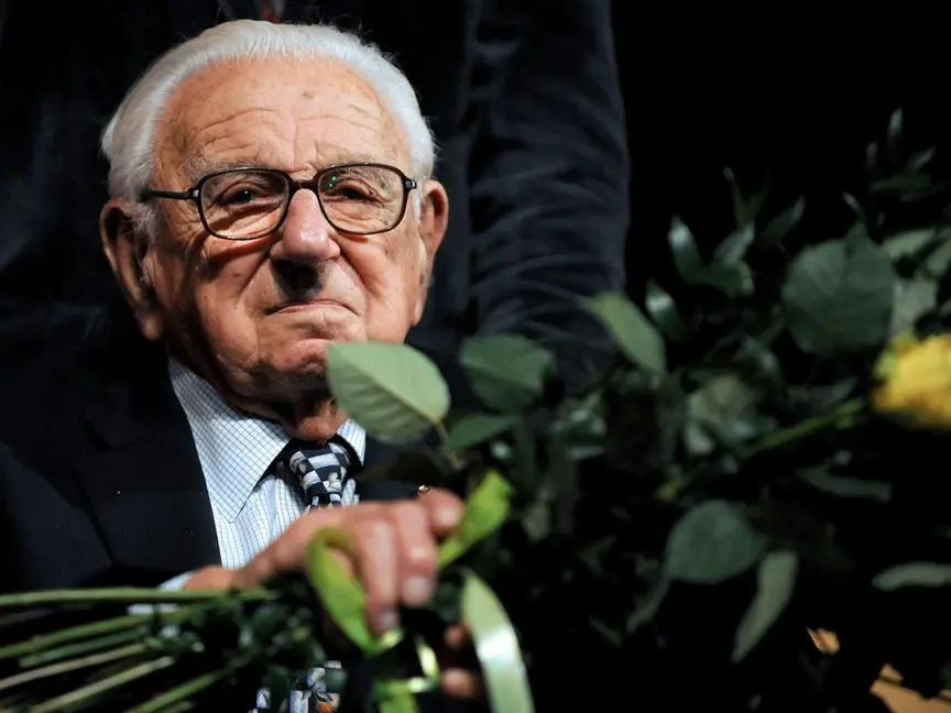 Chi era Nicholas Winton, l'uomo che salvò 669 bambini ebrei cecoslovacchi