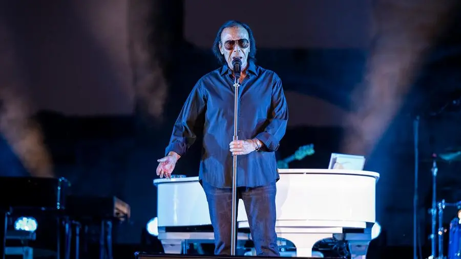 Dal ’68 alla Maturità, perché un concerto di Venditti è una lezione di storia d’Italia