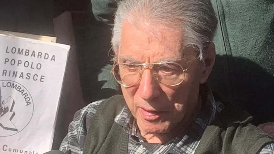 Umberto Bossi: la confessione in punto di morte, la grazia di Dio e i debiti con la storia