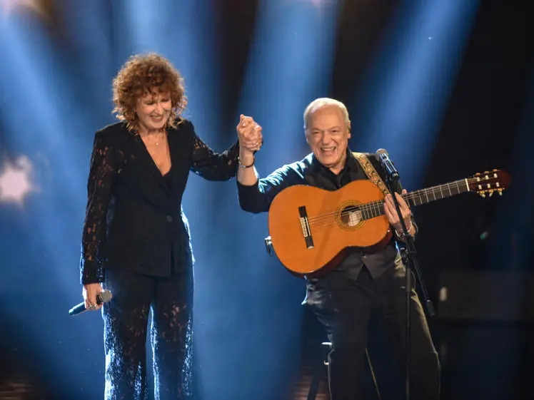 L'età è solo una nota: Antonella Clerici e Fiorella Mannoia riaccendono l'anima di The Voice Senior