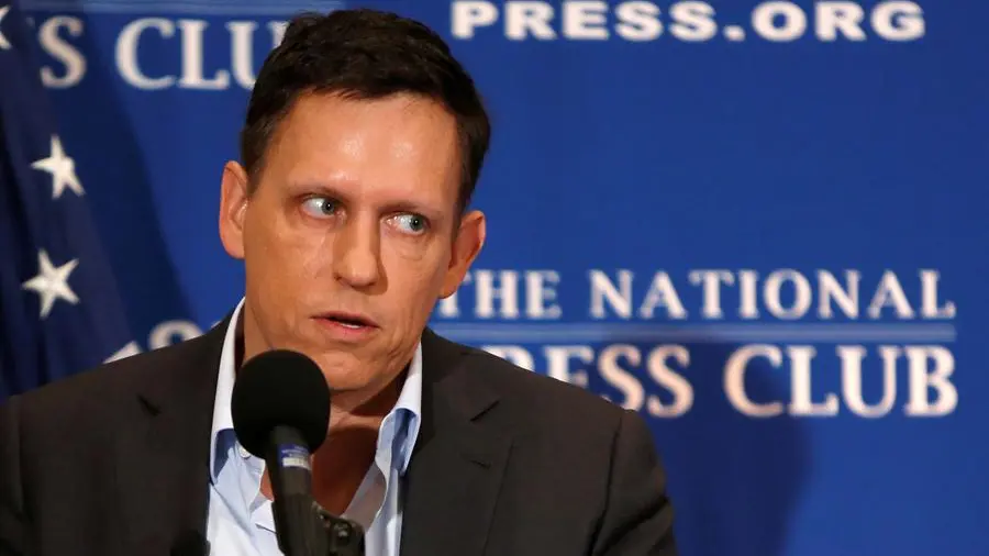 Il vescovo teologo Staglianò: «Peter Thiel predica la guerra come inevitabile ma il cristianesimo smonta la sua idea di uomo»