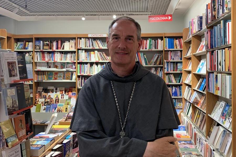Bustillo: «Without God we do not have happier or even freer societies. And social media, where everyone judges everyone, pushes us to violence. Society must be “repaired”” Bustillo: «Without God we do not have happier or even freer societies. And social media, where everyone judges everyone, pushes us to violence. Society must be “repaired””
