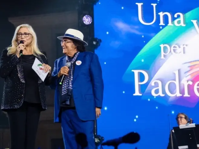 Chi sono i cantanti che si esibiranno stasera in diretta su Rai 1 in \"Una voce per padre Pio\"