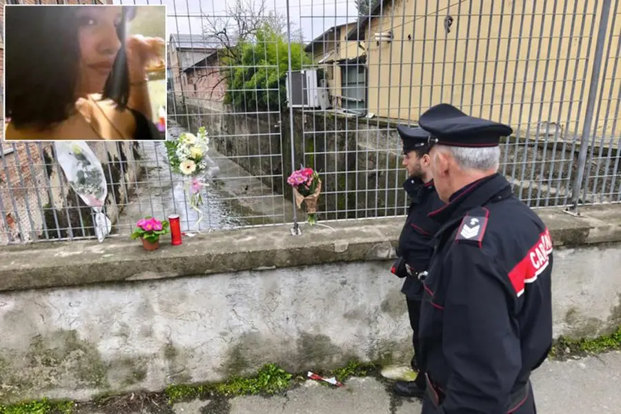 Nella combo, i carabinieri sul luogo dove una ragazza di 17 anni, Zoe Trinchero (nel riquadro), \\u00E8 stata trovata morta a Nizza Monferrato. , ANSA