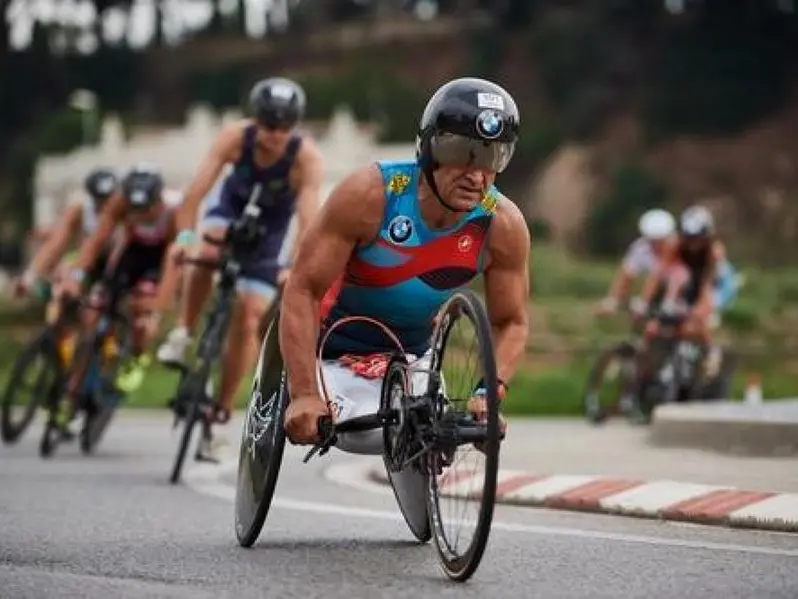 Alex Zanardi, non eroe ma testimone vero
