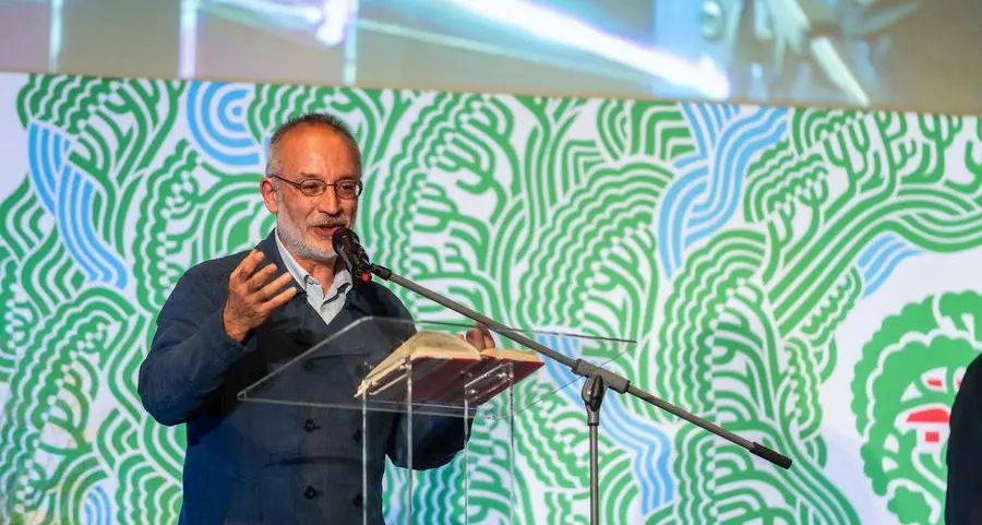 Stefano Mancuso: «Nelle sfide dell’oggi l’IA non ci salverà»