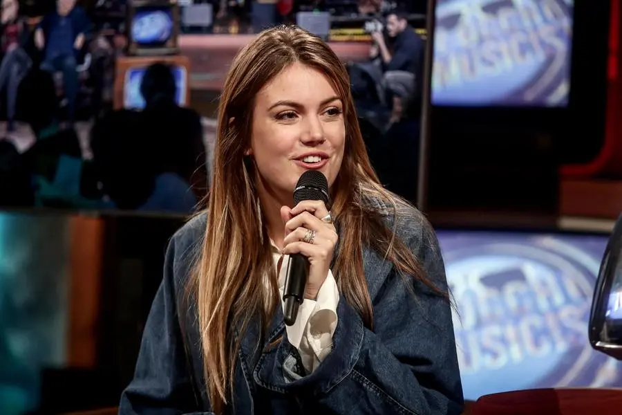 Alice De Andr\\u00E9, 26 anni, durante la conferenza stampa di presentazione del programma televisivo \\u201CGli occhi del musicista\\u201D. , ANSA