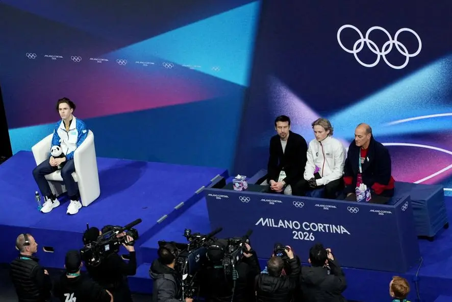 Milano Cortina 2026, Ilia Malinin alla sua destra il padre. , REUTERS