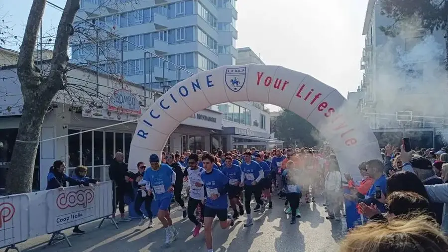 Camminare e correre per la parità: a Riccione lo sport diventa voce dei diritti delle donne