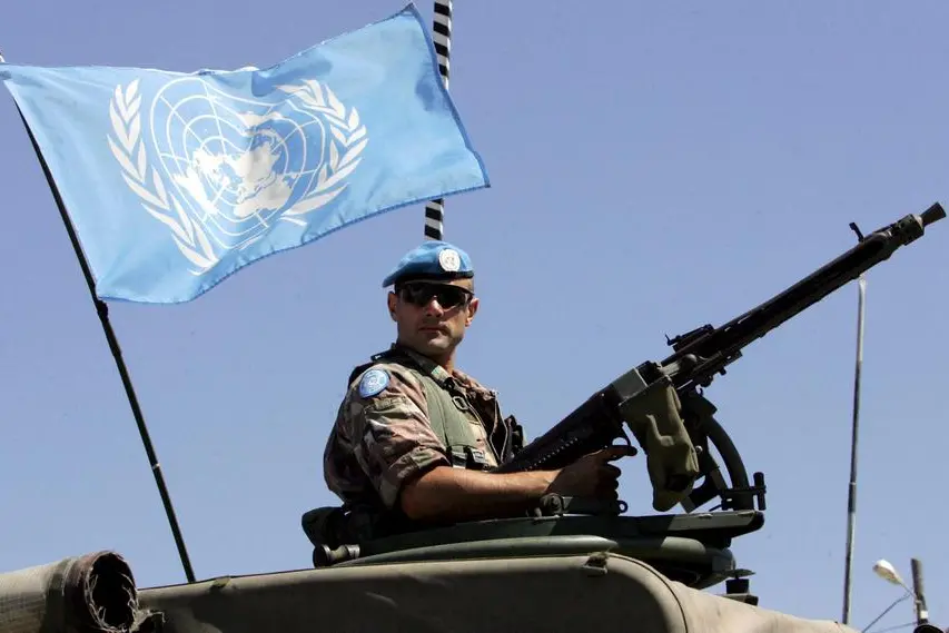 Un militare italiano impegnato in una missione di peace keeping in Libano. , EPA