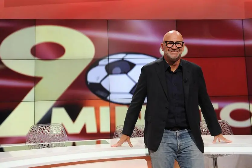 Il conduttore Marco Mazzocchi posa in occasione della conferenza stampa per la presentazione del programma televisivo \\'\\'Novantesimo Minuto\\'\\', negli studi Rai di Saxa Rubra, Roma, 8 settembre 2015. ANSA/GIORGIO ONORATI , ANSA