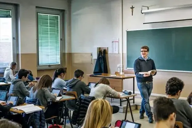 Marco Erba in the classroom with his students