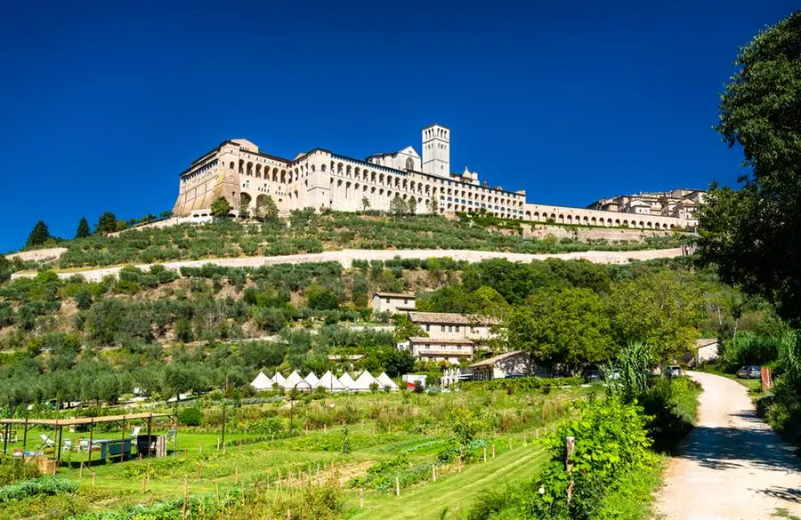 Un'immagine della vista sulla splendida città di Assisi.