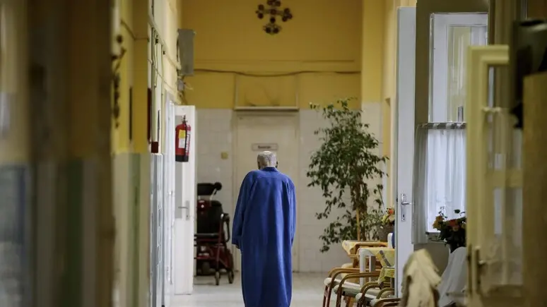 “Tra le membra spezzate, un germoglio”: la mostra che Lecco dedica ai malati in cura palliativa