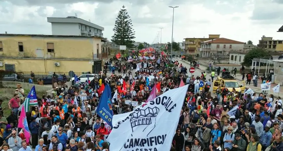 «Esibire il crocifisso mentre si alimenta il disprezzo per lo straniero è un tradimento»