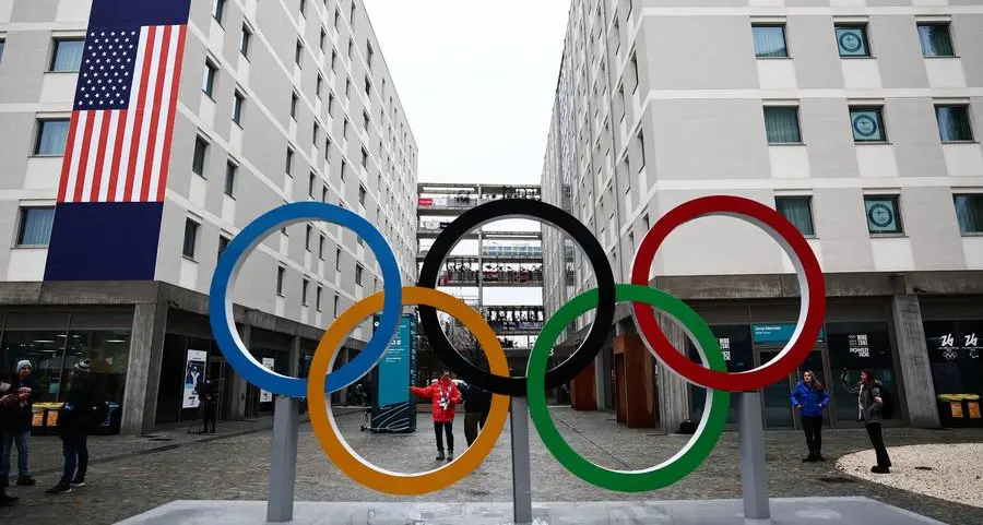 Viaggio nel villaggio olimpico di Milano, un laboratorio di pace lontano dai lussi