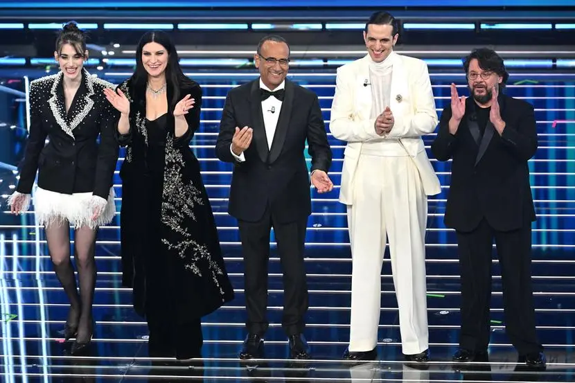 Da sinistra: Pilar Fogliati, Laura Pausini, Carlo Conti, Achille Lauro e Lillo Petrolo , ANSA