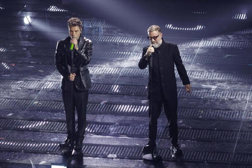 Singers competing in Sanremo 2026: singing excellence or a show built with a balance?