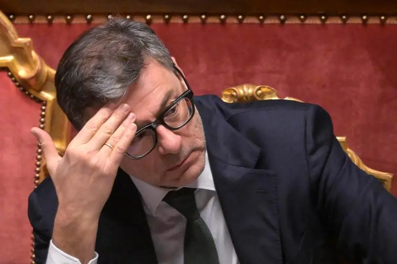 Il ministro dell\\'Economia Giancarlo Giorgetti nell\\'Aula del Senato durante il voto sulla Manovra , ANSA