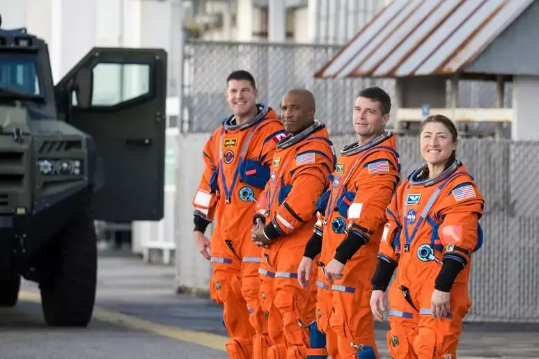 L \\'equipaggio della missione Artemis II (fonte: NASA)