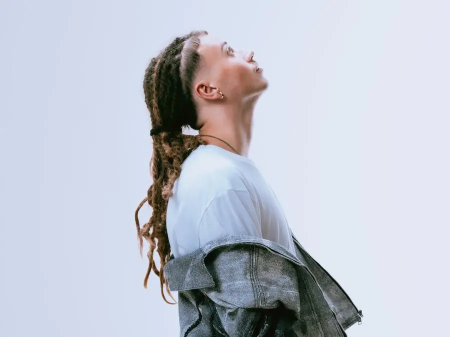 Chi è Sayf, il giovane rapper italo-tunisino che gareggia a Sanremo e che sa guardare al cielo