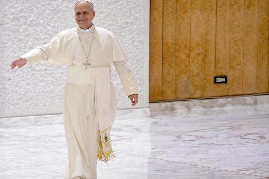 Voices that tell, faces that speak Voices that tell, faces that speak