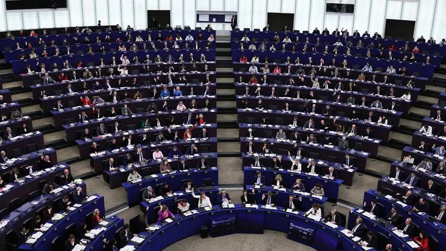 L’Europarlamento vota l’aborto senza frontiere. E i deputati italiani si dividono