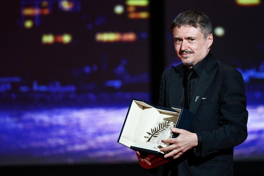 Cannes Film Festival, the Palme d’Or goes to “Fjord” by Cristian Mungiu. All the festival awards Cannes Film Festival, the Palme d’Or goes to “Fjord” by Cristian Mungiu. All the festival awards