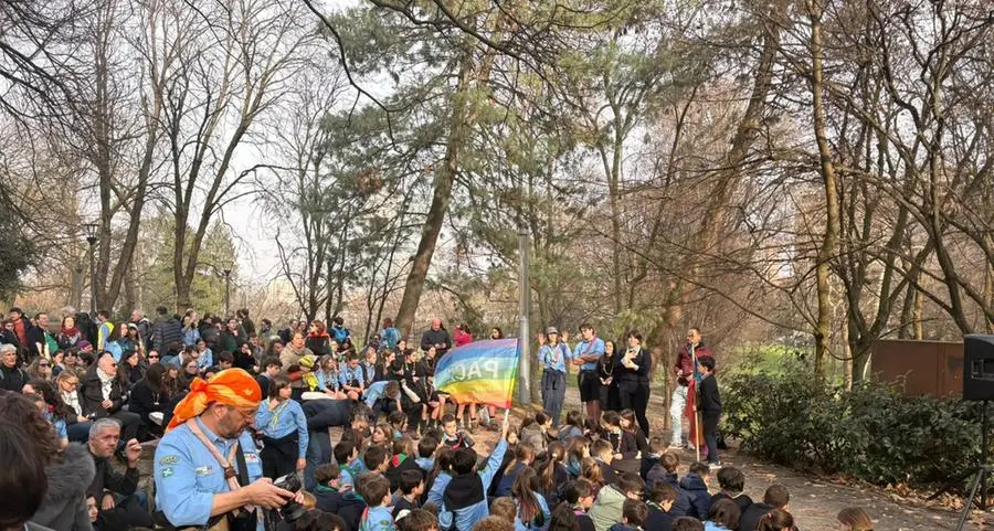 Bambini e ragazzi scout in marcia a Milano per testimoniare che la pace è possibile