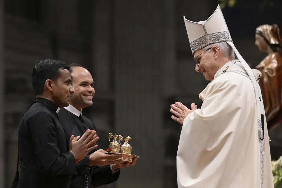 Papa Leone durante una celebrazione , ANSA