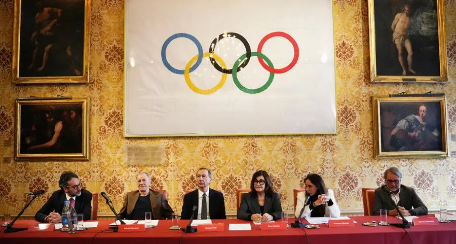 Dal dolore alla missione, Roberto Vecchioni e la moglie Daria creano la Fondazione in memoria del figlio Arrigo