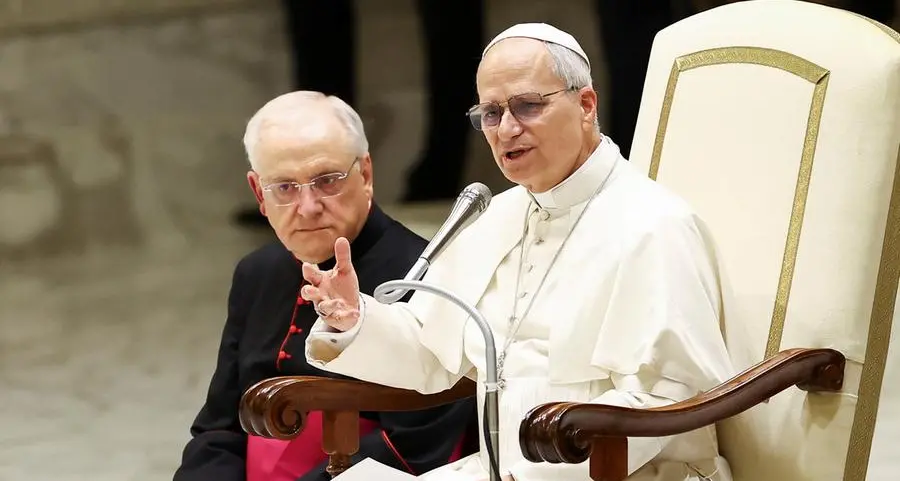 Papa Leone: «Con Dio usiamo le parole, non le chiacchiere»