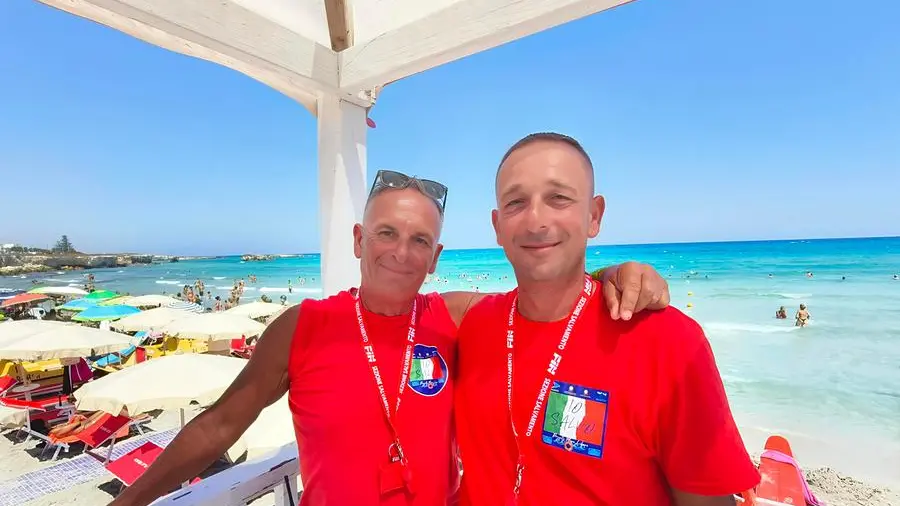 Dalla cella alla spiaggia: «Qui siamo liberi». La seconda vita dei detenuti bagnini del Salento