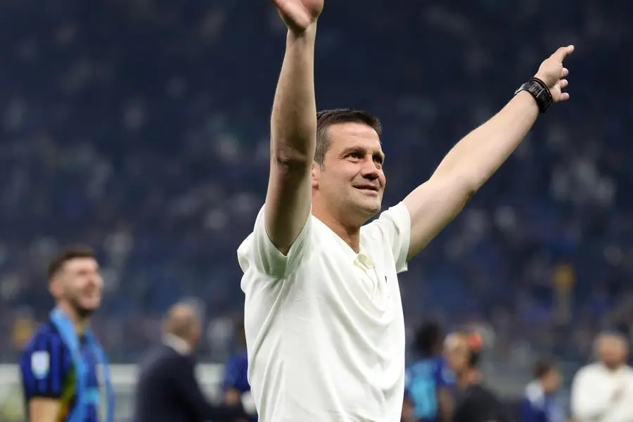 Inter Milan’s coach Cristian Chivu jubilates after winning the serie A championship at the end of the Italian serie A soccer match between Inter and Parma at Giuseppe Meazza stadium in Milan, 3 May 2026. ANSA / MATTEO BAZZI